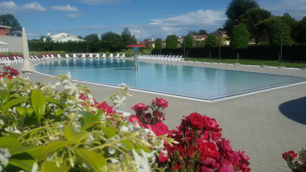 Bosco Dell'Impero Nettuno Apartment Bibione Exterior photo