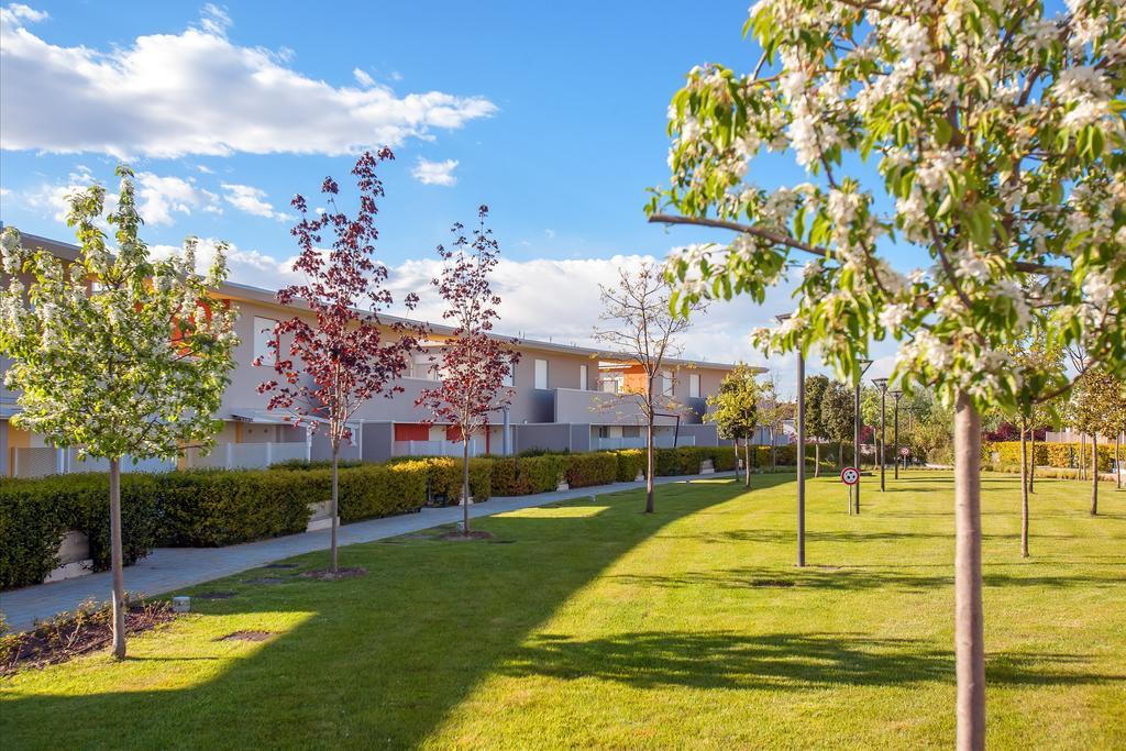 Bosco Dell'Impero Nettuno Apartment Bibione Exterior photo