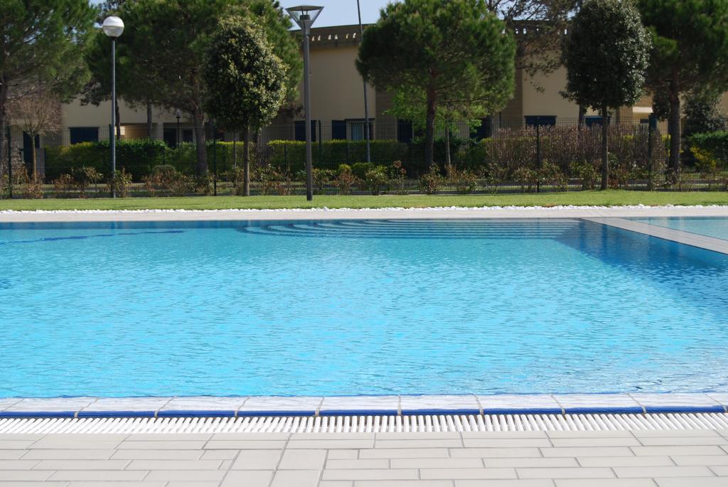 Bosco Dell'Impero Nettuno Apartment Bibione Exterior photo